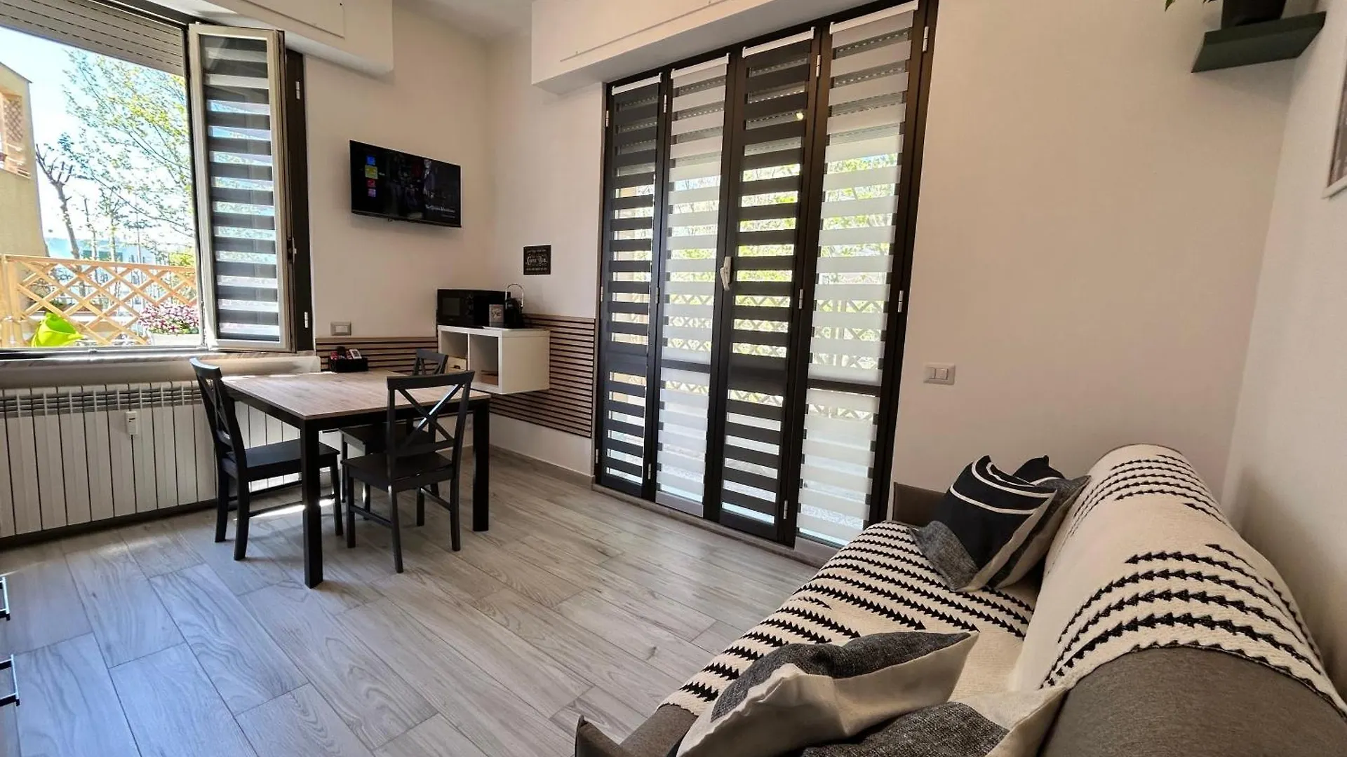 Apartment Vacanze Romane Lido di Ostia Italy